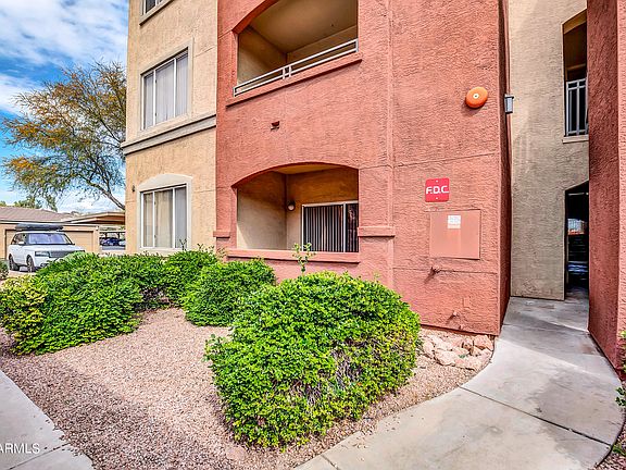 2nd image of 5401 E VAN BUREN Street #1089