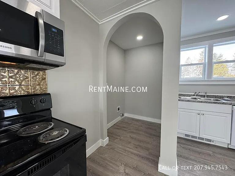 6 Woodman Ave #1 — Photo 3