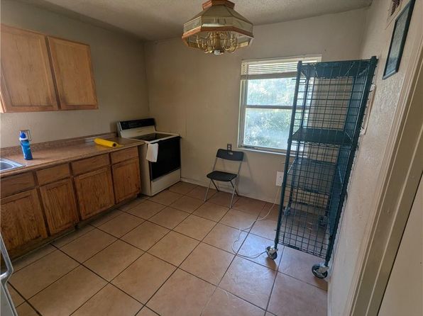 kansas-city-missouri-457037635 picture