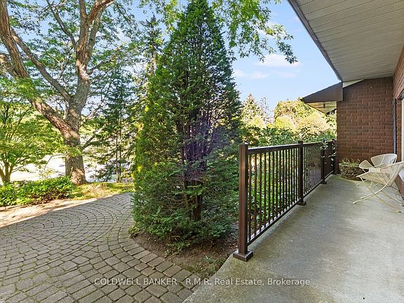 3rd image of 3621 Kennedy Rd