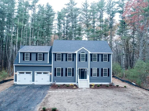 23 S Main St, Carver, MA 02330