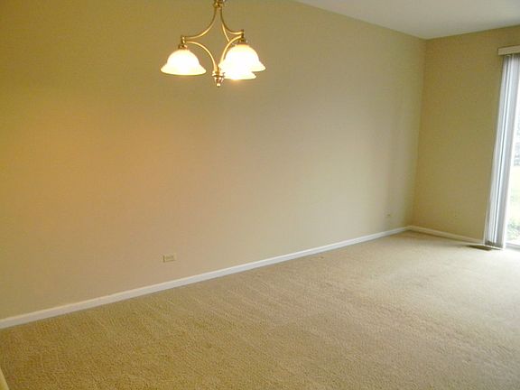 2nd image of 331 Hunterdon Ct #2331A