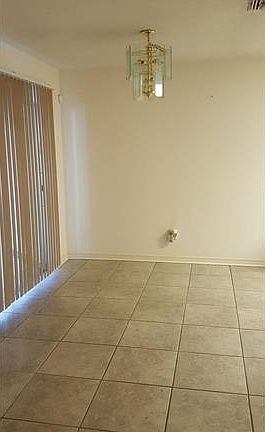 3rd image of 1534 Belle Pointe Blvd