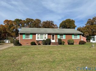 5520 Gilling Rd, North Chesterfield, VA 23234
