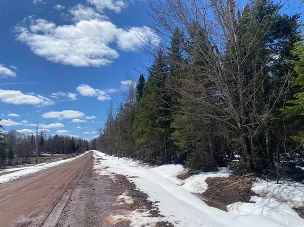 Koskela Rd, Bessemer, MI 49911