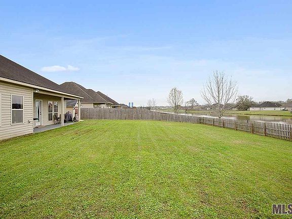 3rd image of 14274 Caribbean Dr