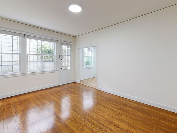 3rd image of 800 Duboce Ave #4217108