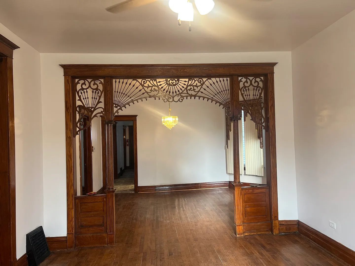 2 bed, 1000 sqft, $2,000 — Photo 3