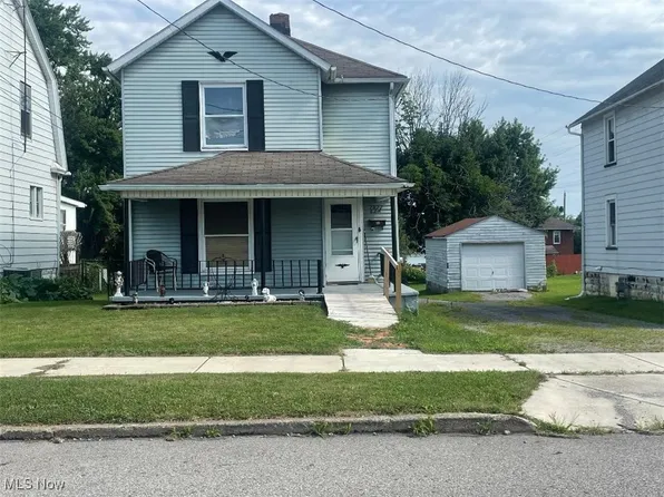 7877 Elm St, Masury, OH 44438