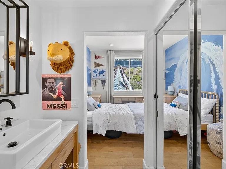 33 Brownsbury Rd — Photo 32