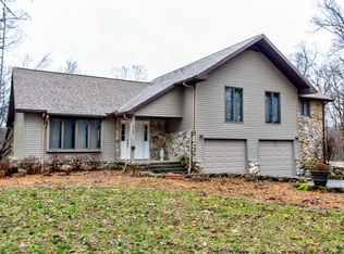 6360 S Lake Charles Dr, Huntingburg, IN 47542