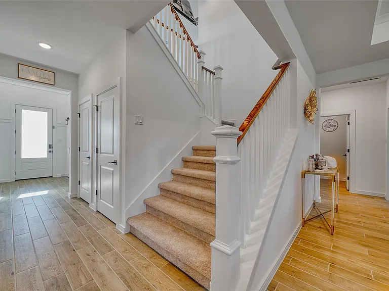 12202 Old Fashion Cir — Photo 4