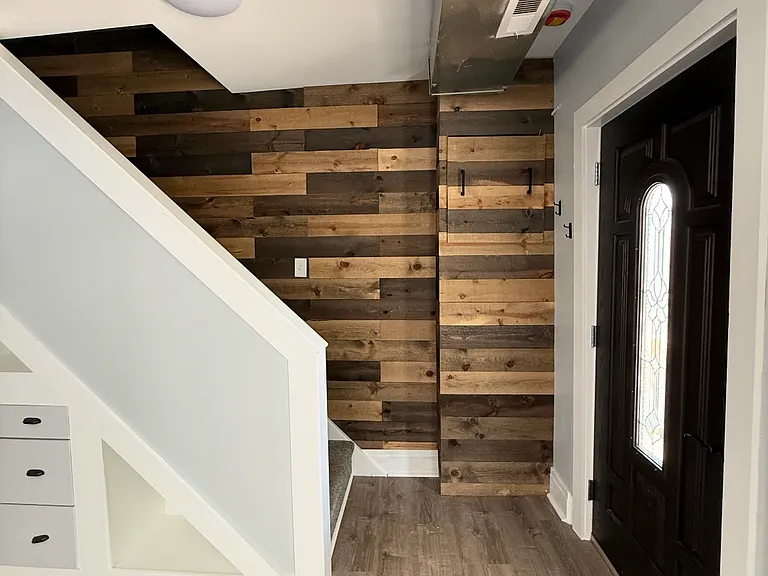 29 Melvin Pl #1 — Photo 2