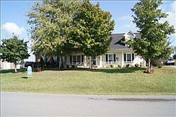 1st image of 3524 Lakebrook Dr
