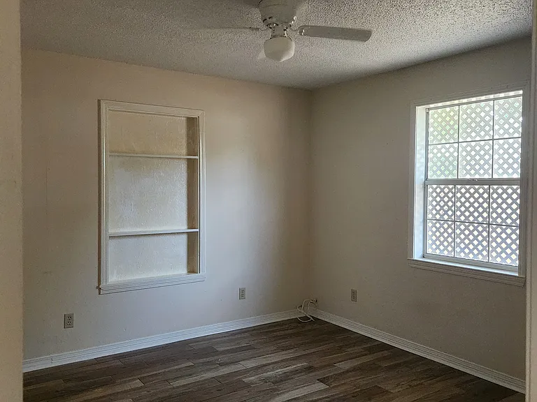 6390 Chicago Ave #A — Photo 5