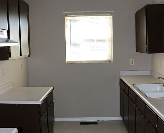 3rd image of 6078 Brown Deer Pl