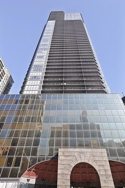 1st image of 10 E Ontario St APT 4207