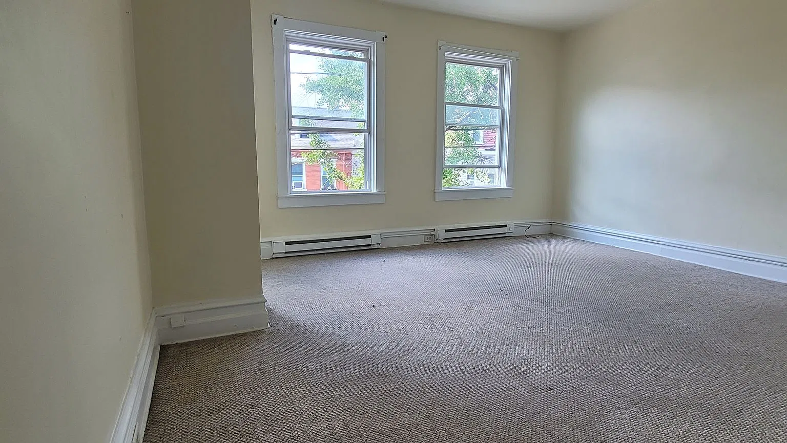430-432 E. Orange Street — Photo 2