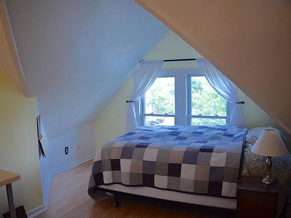 5th image of 524 12th Ave SE #2