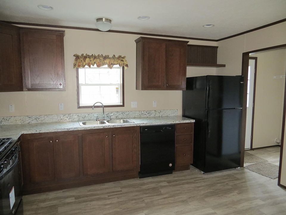 1st image of 20 Carp Ln