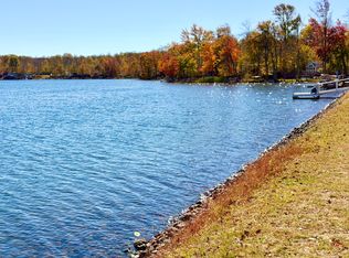 146 Rainbow Dr, Gouldsboro, PA 18424