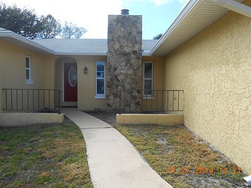 2nd image of 520 Parkwood Ct