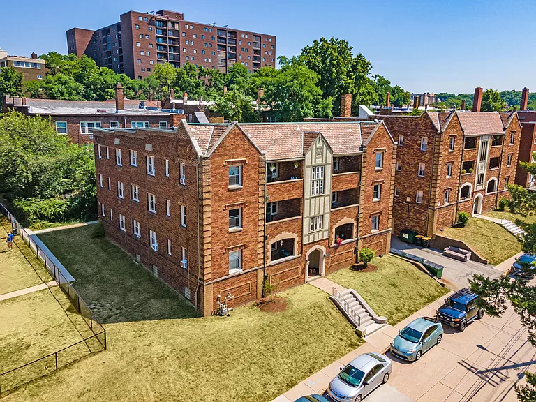 Hempstead Road Apartments — Photo 17
