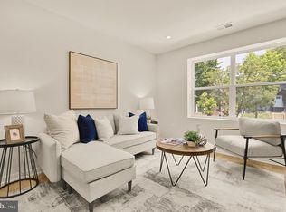 2606 41st St NW APT 4, Washington, DC 20007