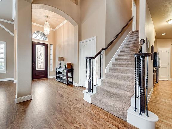 5th image of 1818 McClary St