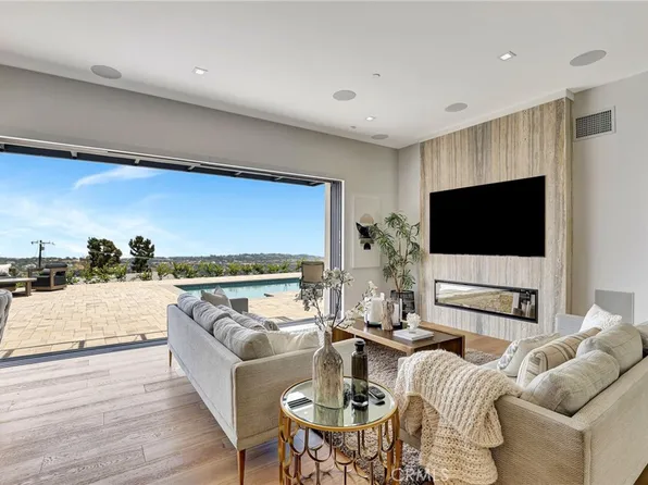 5402 Horizon Dr, Malibu, CA 90265