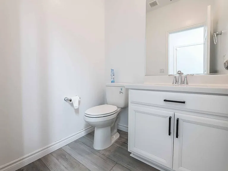 906 Sycamore Falls St — Photo 20
