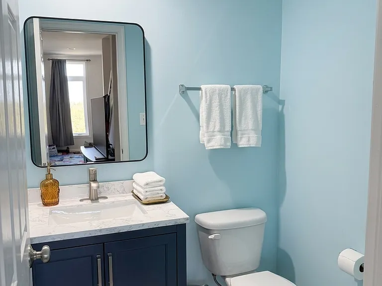 21043 Ashburn Heights Dr — Photo 11