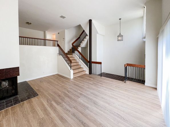 3258 Caminito Eastbluff Unit 90