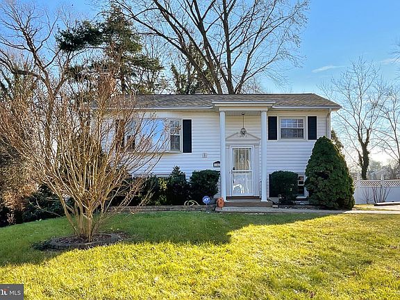 4th image of 14615 Frisco Ct