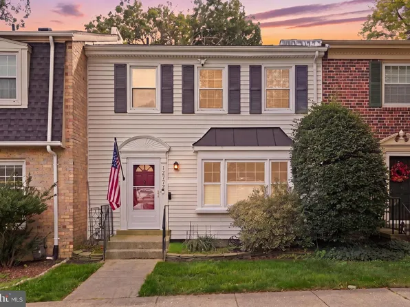 12772 Captains Cv, Woodbridge, VA 22192