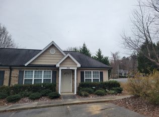 256 Crowne Park Ave #A, Asheboro, NC 27203