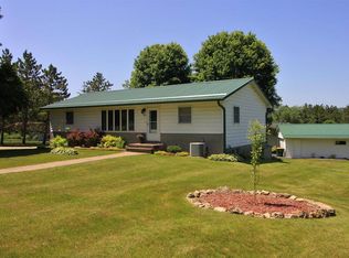 707 Mulberry St, Gays Mills, WI 54631