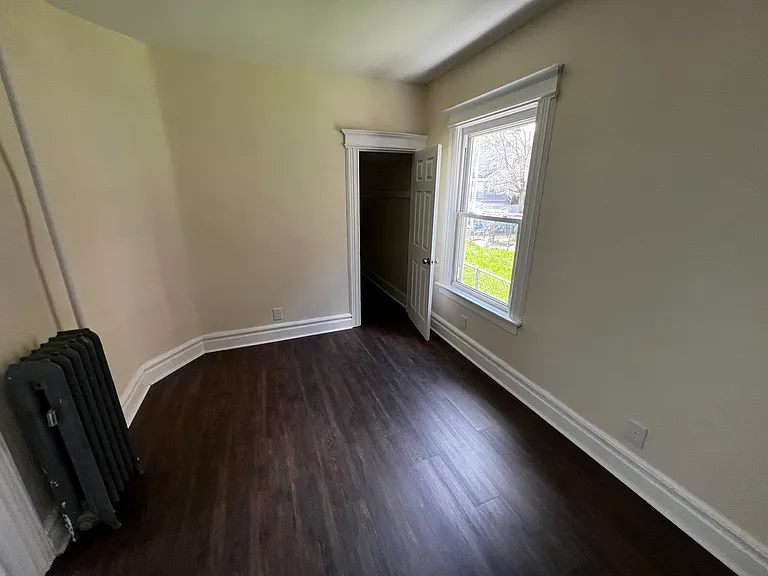 64 Eaton Pl #2 — Photo 9