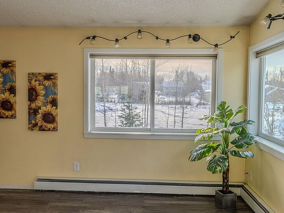 4th image of 7141 Weimer Rd APT 10