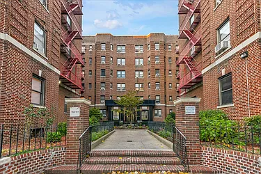 155-01 90th Avenue #1-O in Jamaica, Queens | StreetEasy