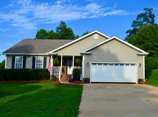 451 Flowerwood Ln, Inman, SC 29349