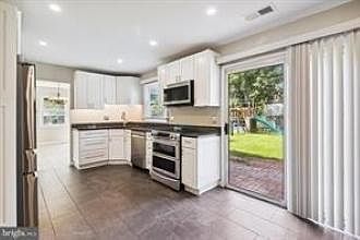 3rd image of 12838 Point Pleasant Dr