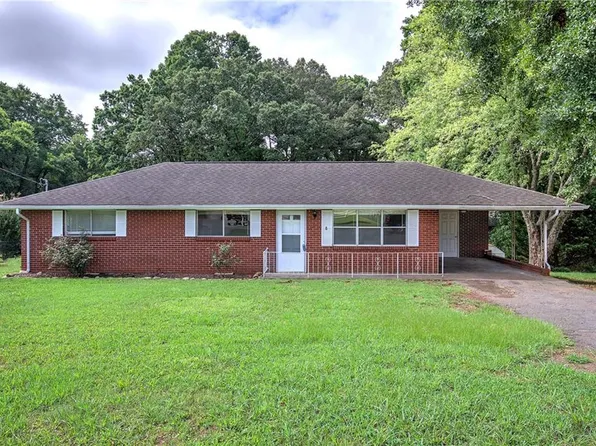 8 Beechwood Dr, Cartersville, GA 30120