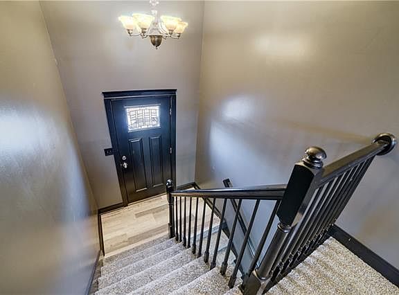 4th image of 1805 E Lynchburg Ct
