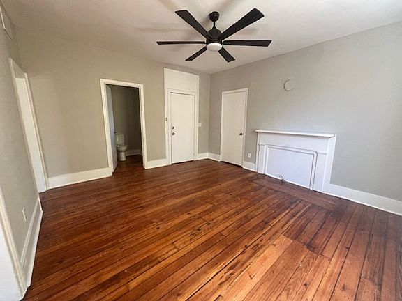 4th image of 30 Chapel St APT 2