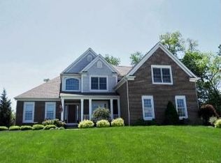 220 Sheldon Ct, Aurora, OH 44202