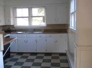 18 Middle St, Randolph, ME 04346