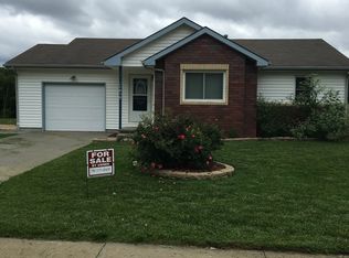 1410 Vine St, Wamego, KS 66547