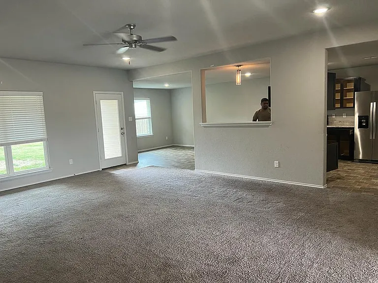 2428 Nolan Creek St — Photo 4