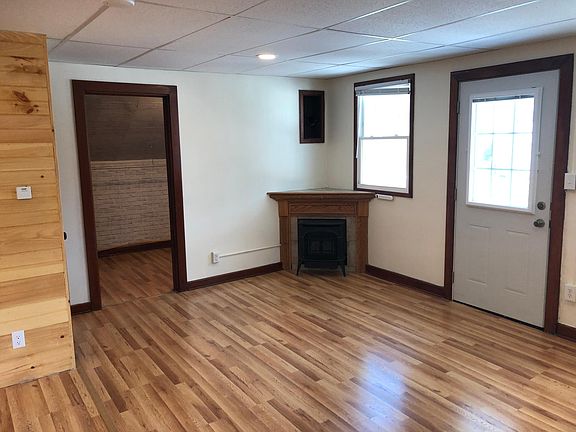 large walk-in closet.Plenty of light.